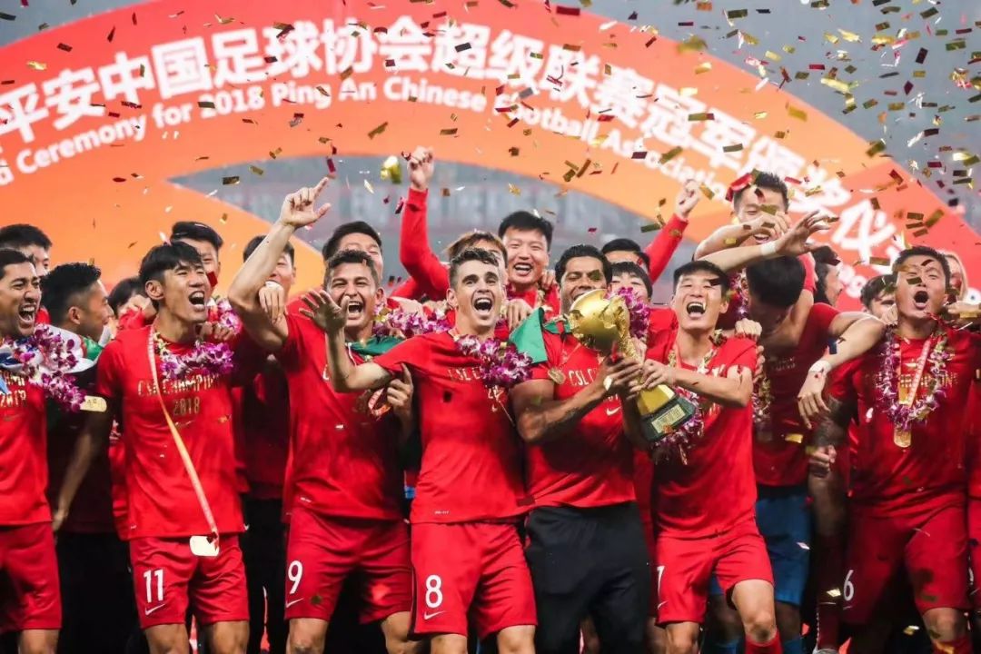那不勒斯凭 那不勒斯凭